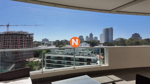 Venta apartamento dos dormitorios Punta del Este Playa Brava edificio Wind Tower