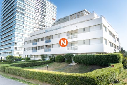 Apartamento en venta Playa Mansa 2 dormitorios