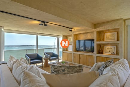 Apartamento en Punta del Este Mansa Edificio Tequendama II 4 Dormitorios Parrillero Propio