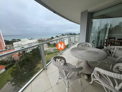 ALQUILER TEMPORARIO DE APARTAMENTO DE 3 DORMITORIOS Y SERVICIO EN MANSA PUNTA DEL ESTE