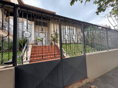 EN VENTA - AMPLIA PROPIEDAD EN BARRIO MARISCAL LOPEZ
