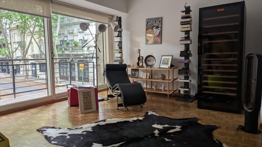 Apartamento Amplio Frente A Soriano Muy Buen Estado