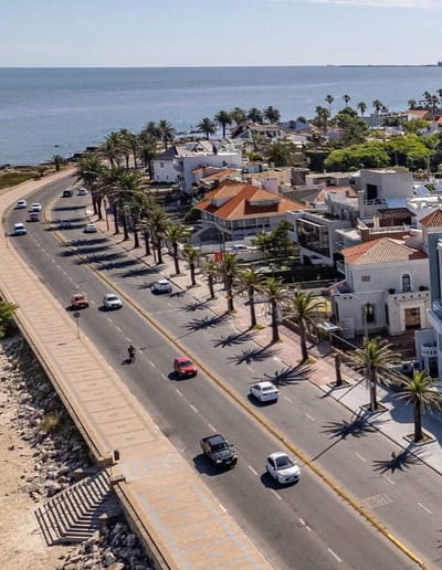 Exclusivo edificio de 22 unidades, 1, 2, 3,4 y 5 dormitorios, con las mejores vistas de Carrasco.