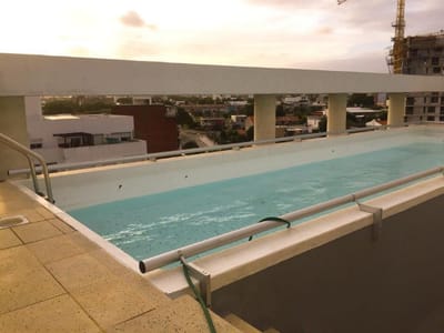Venta apartamento con muebles 1 dormitorio garaje Piscina en Malvin