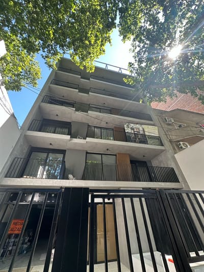 Venta de Unidades atípicas de encontrar,  Ambientes y 1 dormitorio con grandes y amplias terrazas, al frente o al fondo con Or Norte.