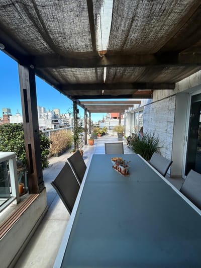 Venta Apartamento Penthouse Triplex 3 dormitorios en Suite en Punta Carretas – Diseño y luz natural