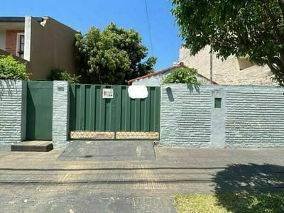 VENDO TERRENO SOBRE CALLE ANDRADE, CON INTERESANTE POTENCIAL EN ZONA RESIDENCIAl