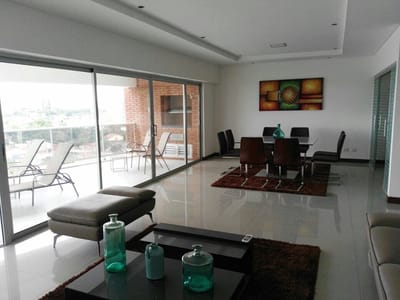 DEPARTAMENTO DE LUJO EN EQUIPETROL