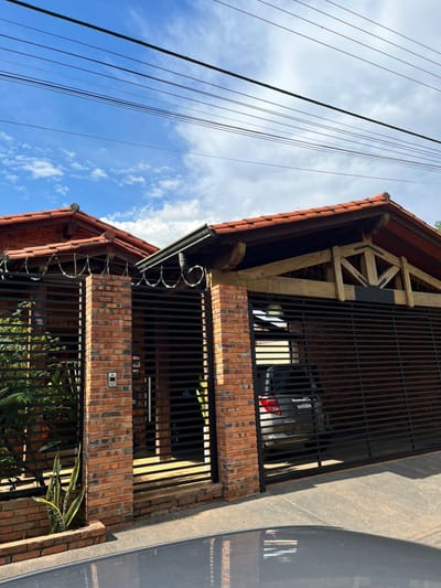 VENDO CASA EN ÑEMBY PAI ÑU