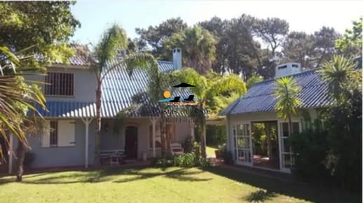 Alquilo Anual Hermosa Casa En La Brava De 3 Dormitorios Y Piscina!!
