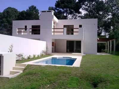 Alquiler Temporada 2023/24 Hermosa Casa En Solanas,4 Dormitorios Y Piscina!!