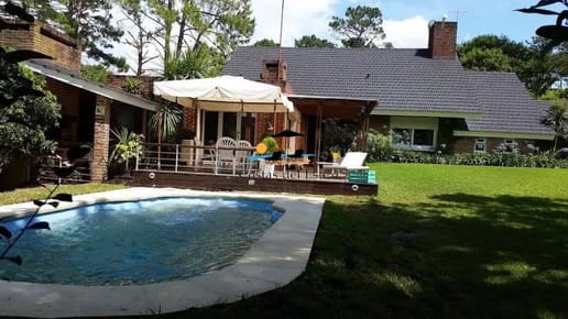Alquiler Temporada Alta 2022/23! Casa Con Piscina En Playa Mansa,punta Del Este!!