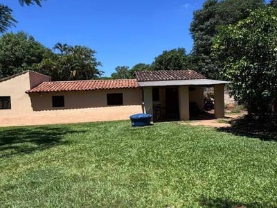 Vendo Amplia propiedad en Zarate Isla, Luque