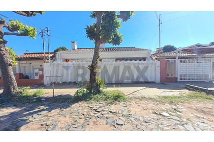 Casa - Alquiler - Virgen del Huerto, Asunción, Paraguay