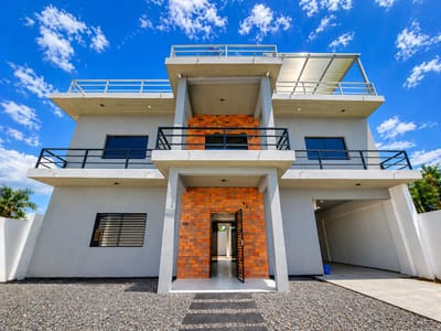ALQUILO- CASA A ESTRENAR EN MARIANO ROQUE ALONSO