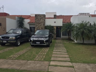 CASA EN CONDOMINIO CERRADO NORTE!