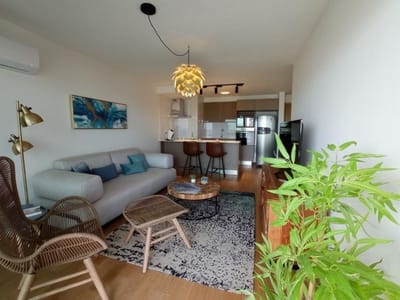 Apartamento Venta 3 Dormitorios Frente Al Mar, Con Amenities Y Garaje Opcional Y Garaje Opcional