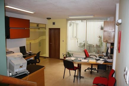 Venta Oficina Con Renta Proxima A Shopping Y Avenida!!!!