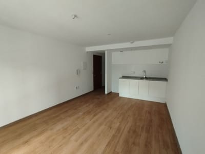 Venta Apartamento Monoambiente, Excelente Zona De Alta Conectividad Y Multiples Servicios!!!