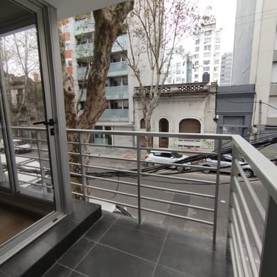 Venta Apartamento 1 Dormitorio Y Garaje, En Excelente Zona De Multiples Servicios Y Alta Conectividad!!!!