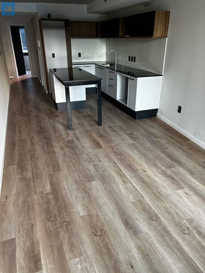Apartamento en venta c/ cochera en Pocitos