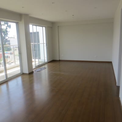 AMPLIO DPTO EN TAMBO DE MONTERRICO: 336 M2, 3 HABIT, $ 383,000
