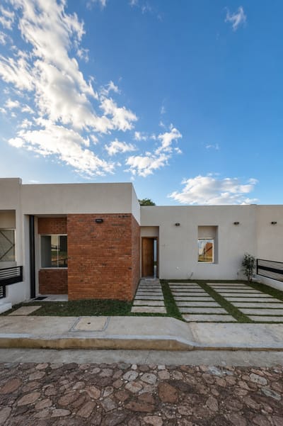 alquilo chalet en morakue luque