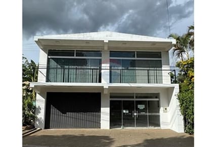 Local Comercial - Alquiler - Caacupé, Cordillera, Paraguay
