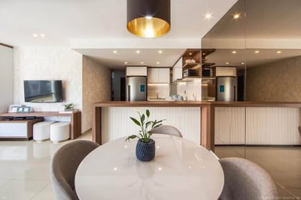 Departamento amoblado de 2 dormitorios en alquiler, Av. Piraí 6to y 7mo Anillo