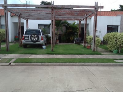 Casa Familiar