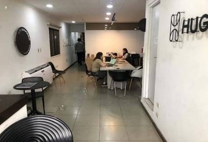 Vendo Propiedad estratégica con Depósitos y Oficinas en Las Mercedes