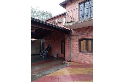 alquilo casa en lambare 