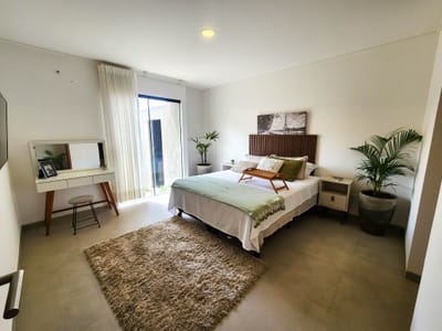 Diseño y Comodidad: Casa Moderna en Condominio Avya, Doble Vía La Guardia
