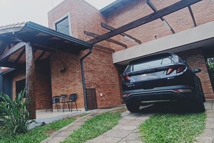 ALQUILO CASA EN LAMBARE