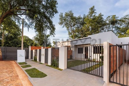 CASA TIPO DUPLEX - BARRIO ABIERTO LUQUE