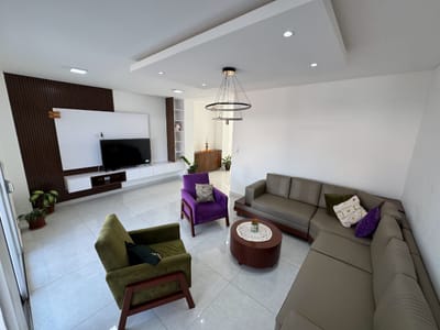 Casa 4 Dormitorios en Venta – Roca y Coronado