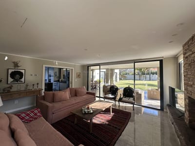 Alquiler Casa Carrasco sur, 4 dormitorios, suite, garage, jardin verde!!! Impecable