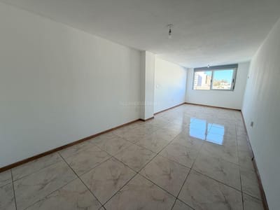 Monoambiente en alquiler. MUY AMPLIO. Vista despejada.