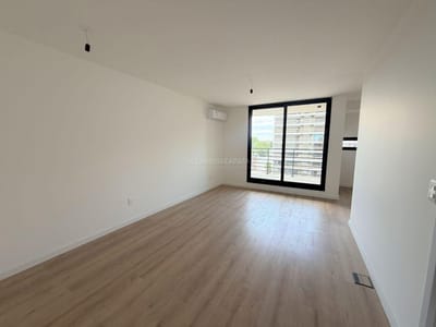 Venta apartamento a estrenar VIS 1 dormitorio piso alto. La Blanqueada