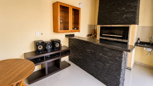 VENDO HERMOSA CASA EN CAPIATÁ