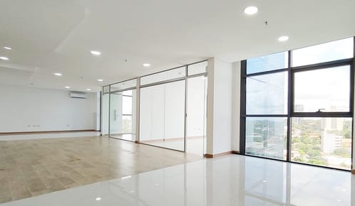 OFICINA SEMIPISO PREMIUN EN ALQUILER