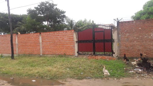 AMPLIO TERRENO EN VENTA
