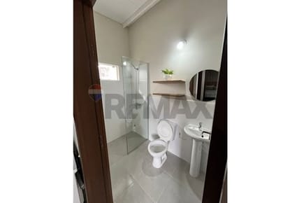 vendo chalet a estrenar en aregua