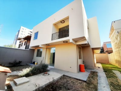 CHALET A ESTRENAR
