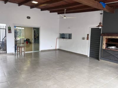 ALQUILER DE CASA EN YTAY A MEDIA CUADRA DEL CIT
