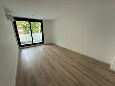 Alquiler apartamento 1 dormitorio al frente y a estrenar en La Blanqueada.