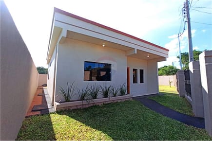 Hermosa Casa en Ñemby