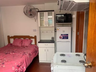 Cuarto amoblado y lavandería en San Borja
