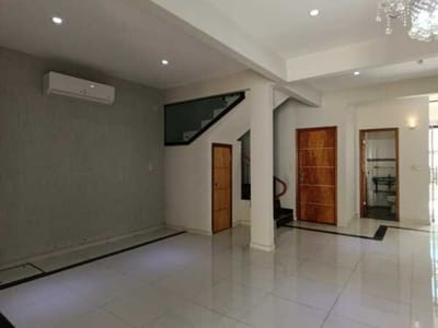 EN VENTA HERMOSO DUPLEX EN LAMBARÉ - ZONA CANAL 13
