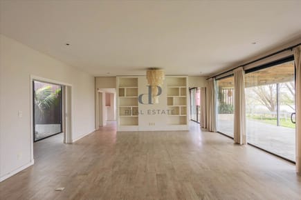 Venta Casa con renta, de  3 dormitorios y vista al lago en Viñedos de la tahona